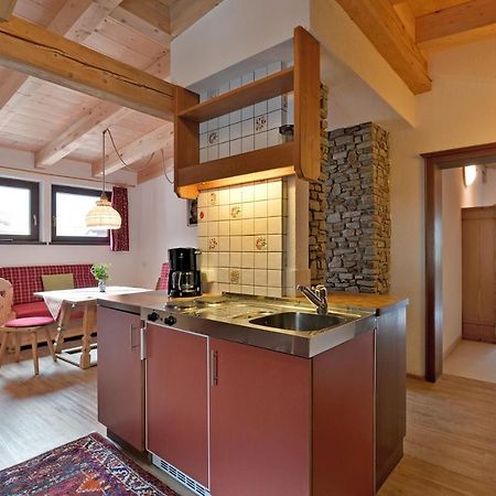 Ferienwohnungen Kircher Mayrhofen Zimmer foto