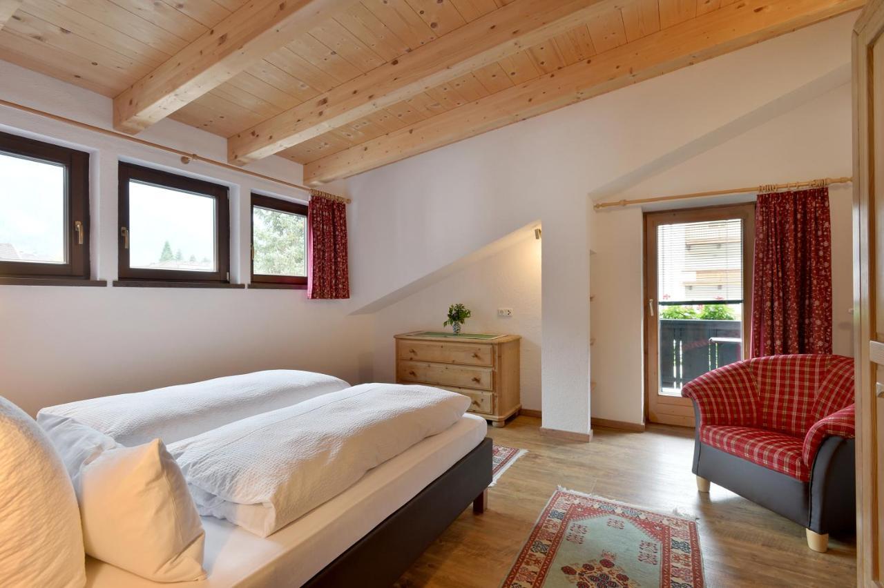 Ferienwohnungen Kircher Mayrhofen Zimmer foto