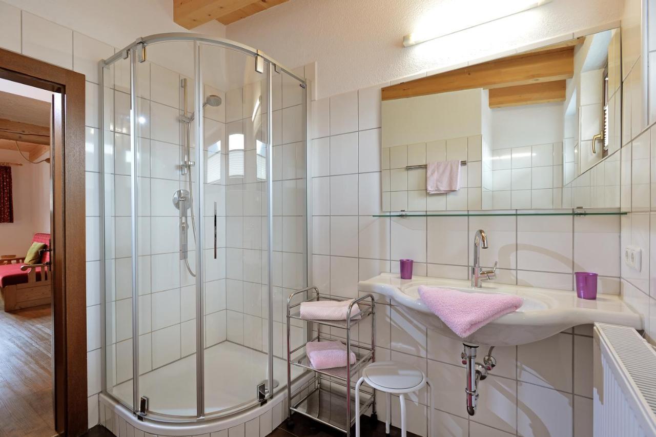 Ferienwohnungen Kircher Mayrhofen Zimmer foto
